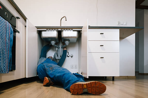 Professional Leak Detection technician working in Murrayville, GA
